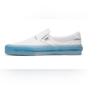 Straye • Ventura White and Blue